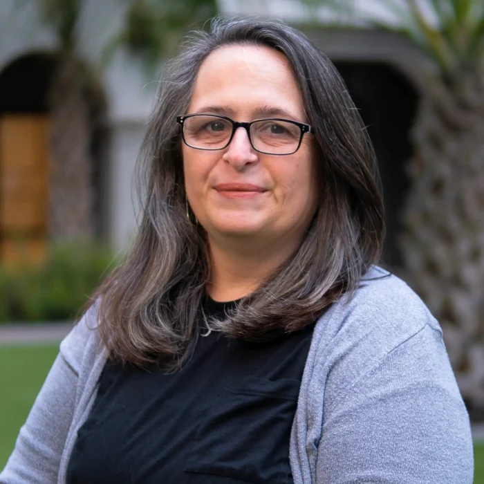 Jennifer Cronin Headshot